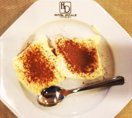 קאטוליקה Hotel Ducale מראה חיצוני תמונה
